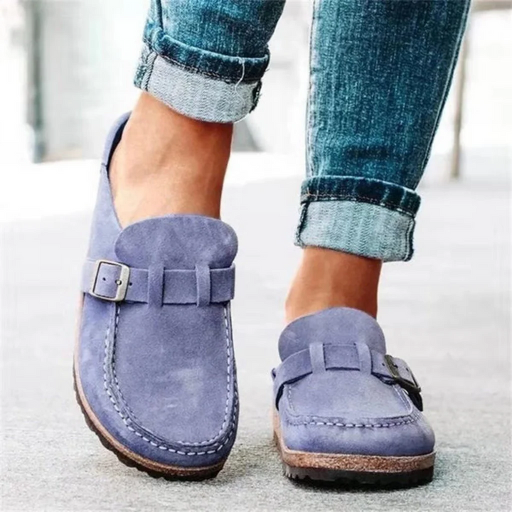 Lightweight women's open-toe orthopedic clogs with buckle, offering all-day comfort & casual style.