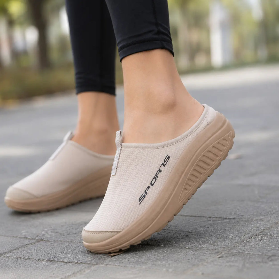 Relaxing women's orthopedic closed toe slip-on slippers, perfect as supportive and breathable house shoes.