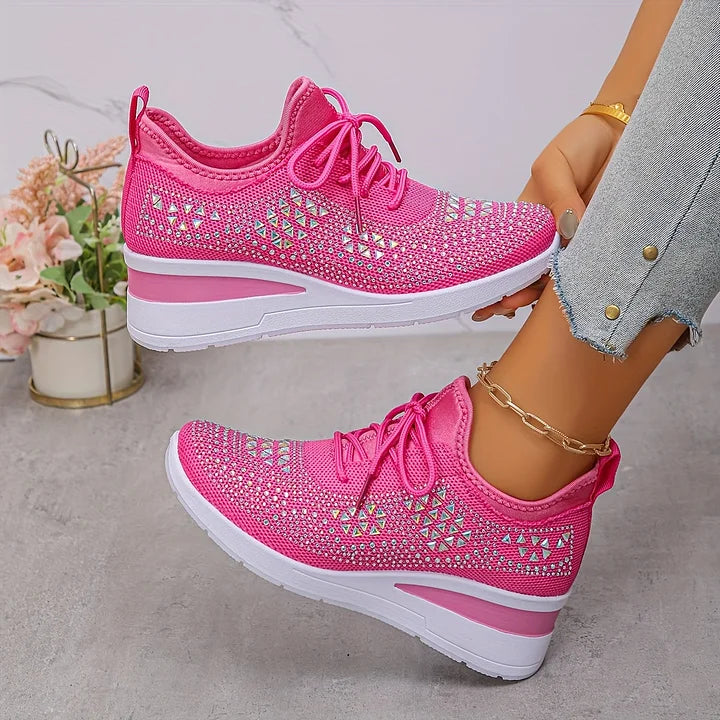 Supportive women's sneakers with orthopedic arch support, perfect for walking.