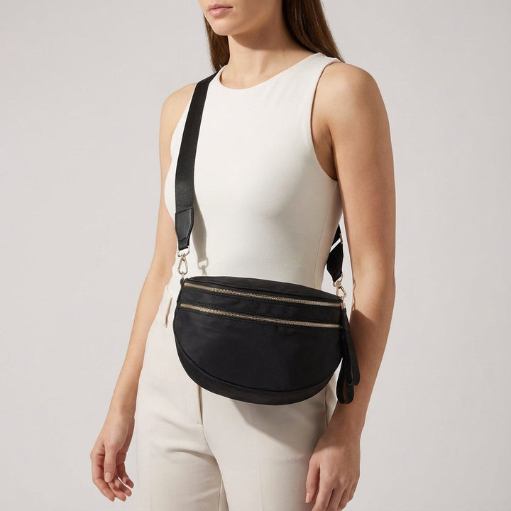 Modern women's plaid crossbody bag in durable Oxford fabric with a comfortable adjustable strap.