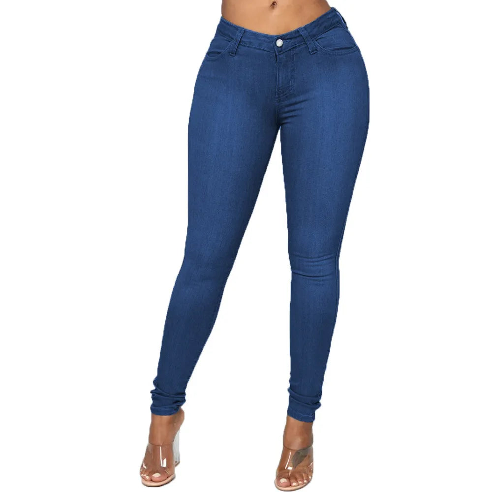 Curvy women's stretch skinny jeans, plus size high-waist denim for everyday comfort.