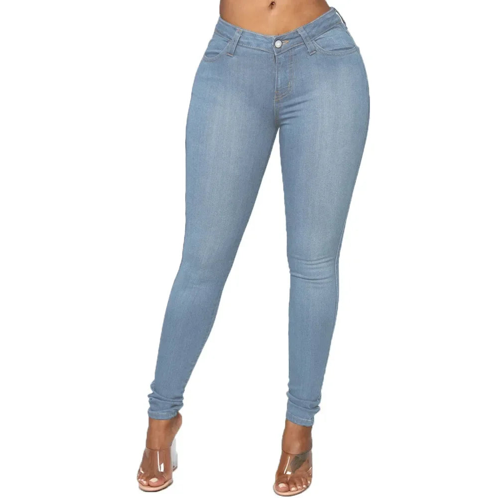 Everyday style: Women's plus size stretch skinny jeans, high waist for a sleek look.