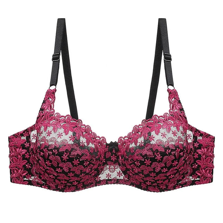 Women's plus-size push-up bra with elegant black lace detail, offering comfortable lift & support.