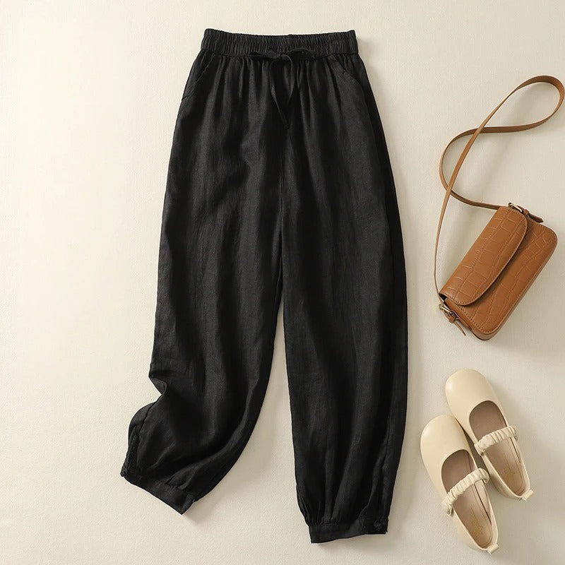 Versatile women's comfortable harem pants, relaxed fit ideal for everyday wear, travel, and summer.