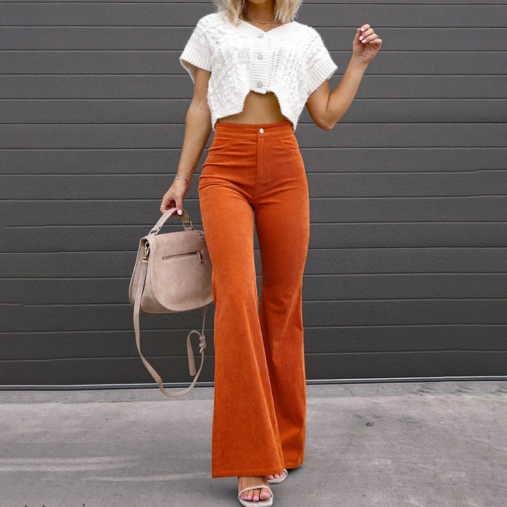 Versatile women's high-waisted flared pants, ideal for comfortable everyday wear or stylish casual outfits.