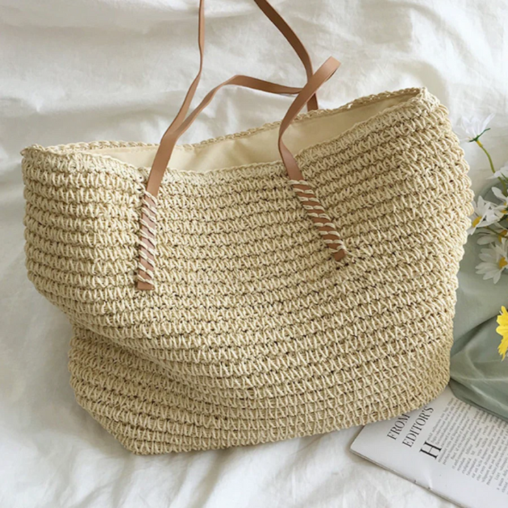 Comfortable and stylish TerraWoven women's handbag. Spacious design with sturdy shoulder strap for easy wear.