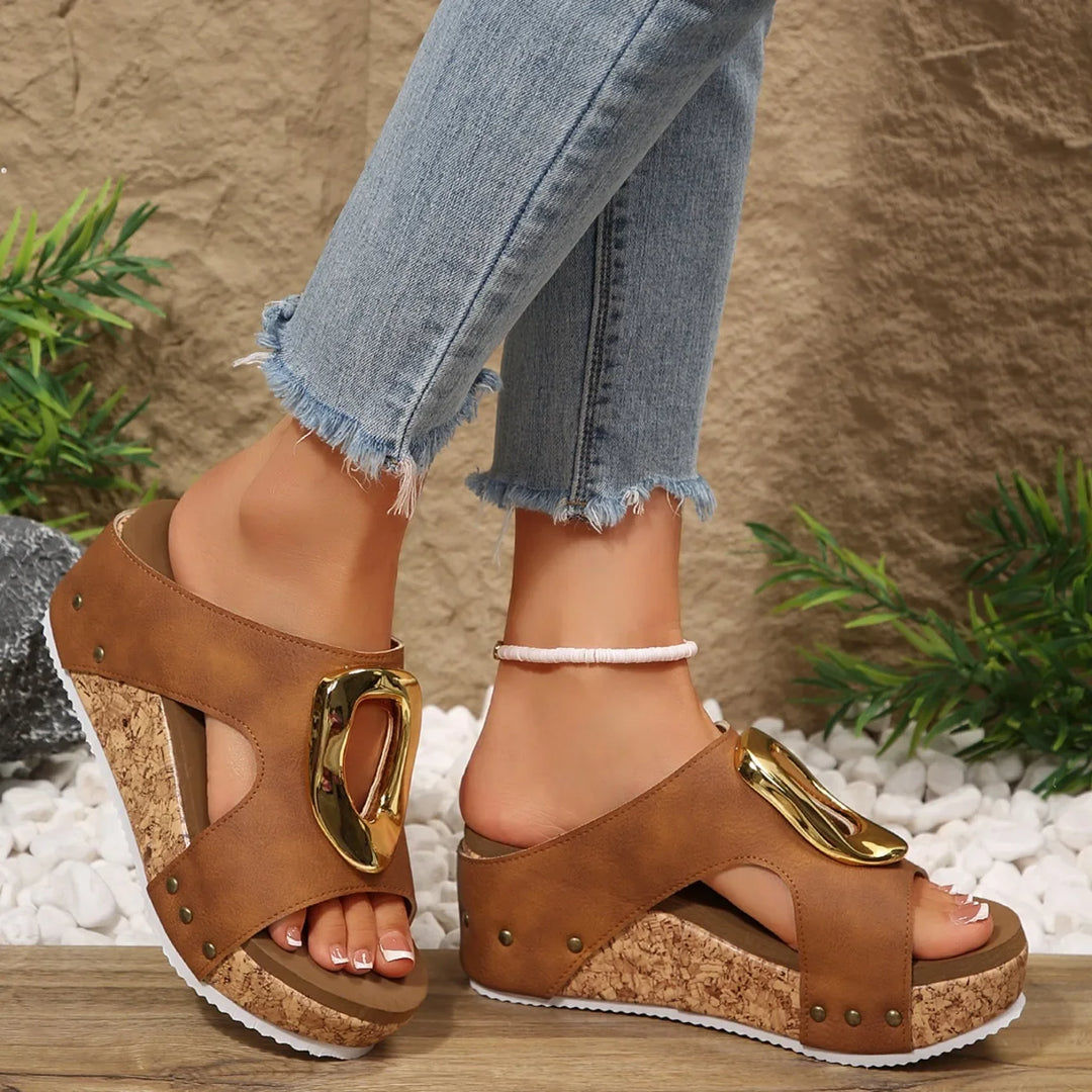 Orthopedic women's wedges, platform design, stylish and comfortable.