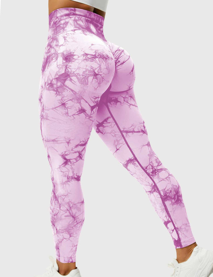 Soft-touch tie-dye women's activewear, high-waisted comfort.
