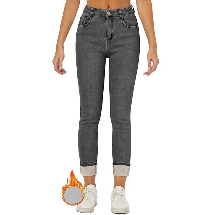 Comfortable women's thermal skinny jeans, fleece-lined for ultimate warmth.