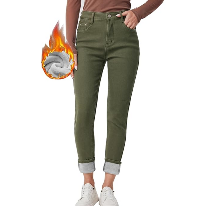 Warm women's skinny thermal jeans, stylish and cozy for winter outings.