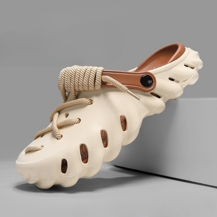 Comfortable Wayfarer clogs for women, lightweight & breathable, great for daily use.