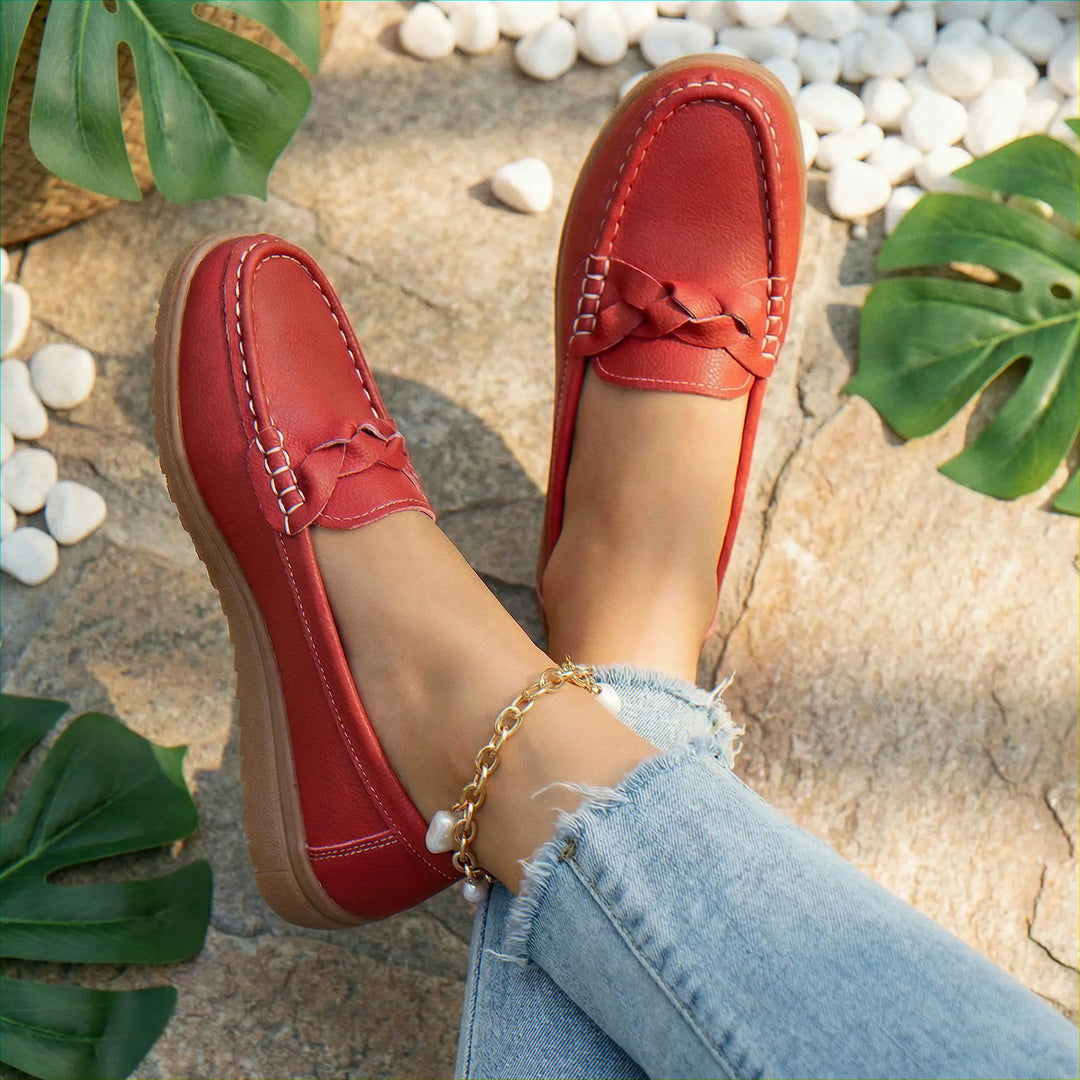 Orthopedic ladies' shoes: comfortable, wide fit slip-on loafers with excellent arch support.